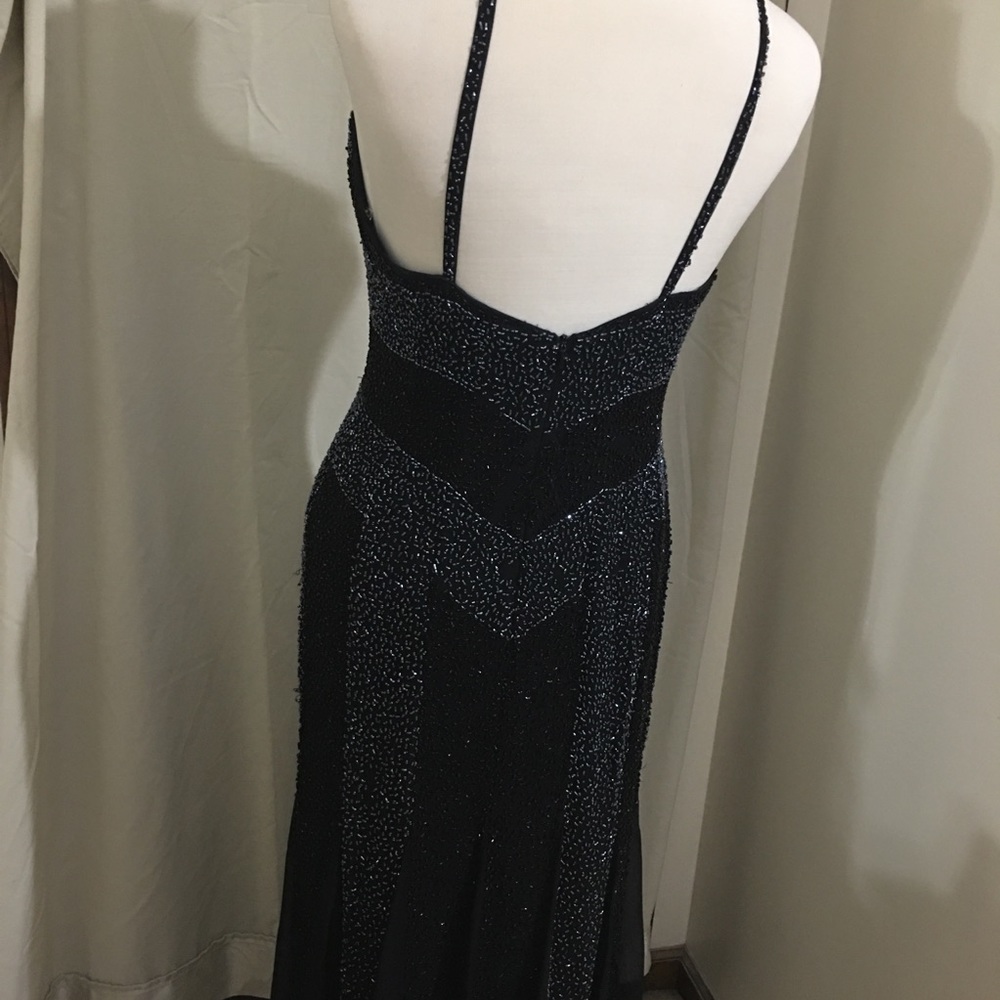 Gown - Picture 2 of 3